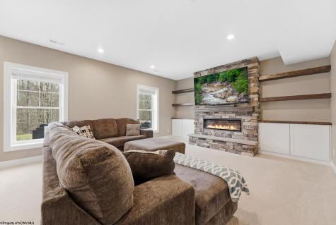 206 Farm Brook Lane Morgantown WV 26505