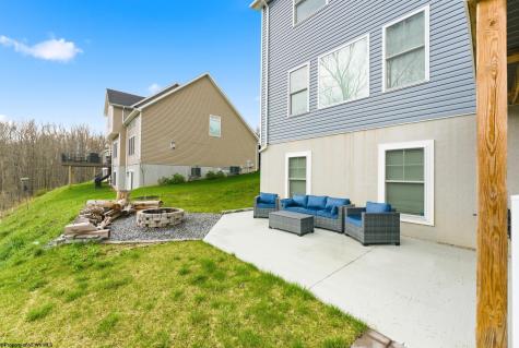 206 Farm Brook Lane Morgantown WV 26505
