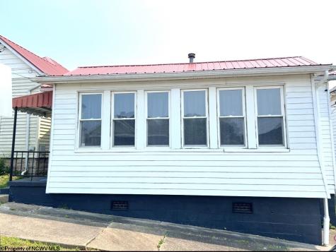 1229 N 15th Street Clarksburg WV 26301