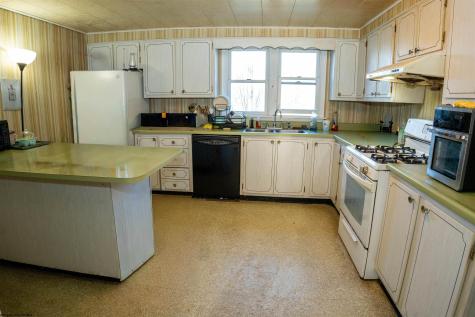 1224 Eastern Avenue Morgantown WV 26505