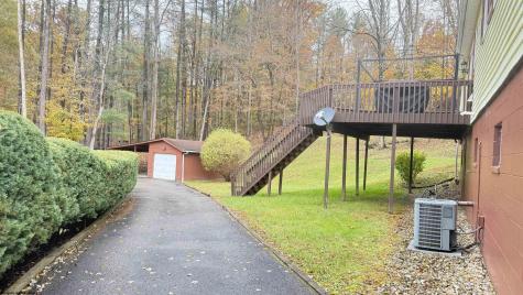 157 Lakeview Terrace Drive Salem WV 26426