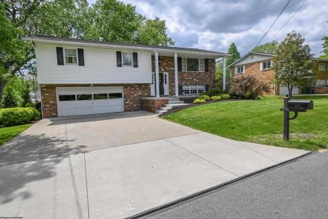 1337 Dogwood Avenue Morgantown WV 26505-2307
