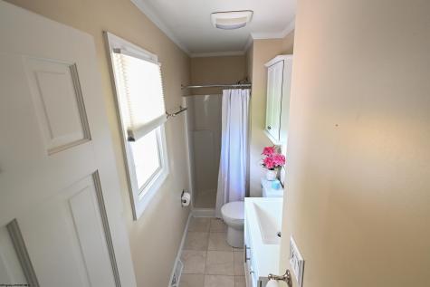 1337 Dogwood Avenue Morgantown WV 26505-2307