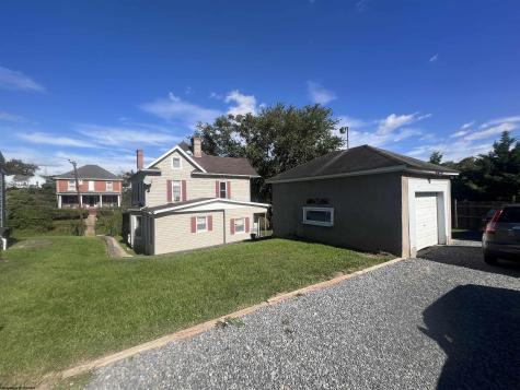1309 West Virginia Avenue Clarksburg WV 26301