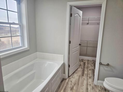 845 Auburn Lane Flemington WV 26347