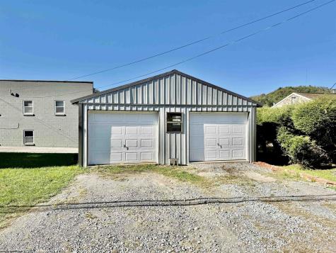 720 Pike Street Barrackville WV 26559