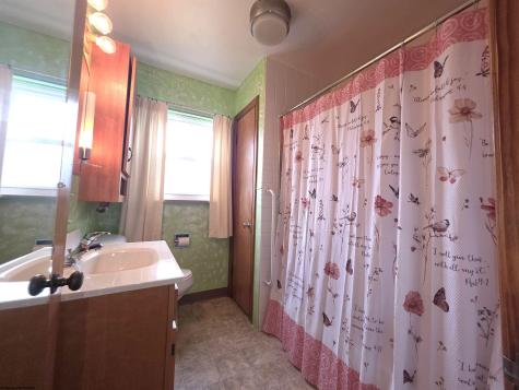 116 N Price Street Kingwood WV 26537