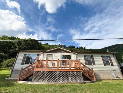 17 Union Drive Hambleton WV 26287