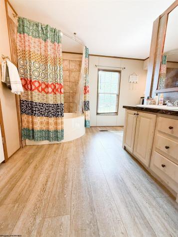 17 Union Drive Hambleton WV 26287