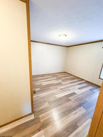 17 Union Drive Hambleton WV 26287