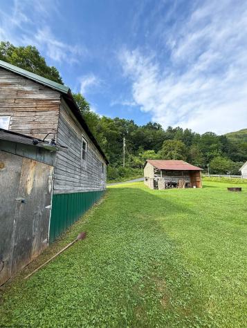 17 Union Drive Hambleton WV 26287