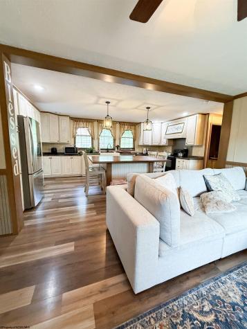 17 Union Drive Hambleton WV 26287