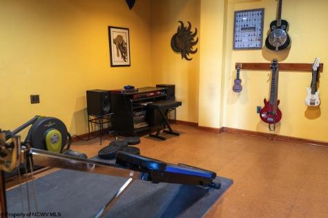 295 Ooga Ooga Lane Valley Grove WV 26060