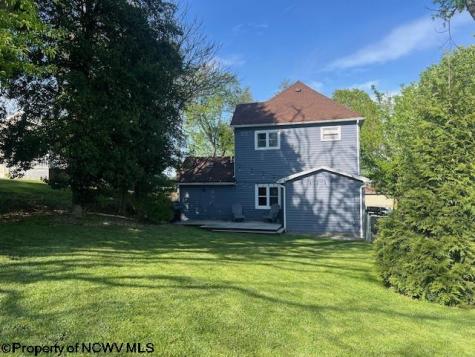 526 Newton Street Fairmont WV 26554