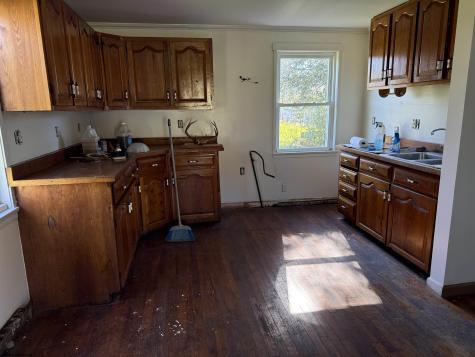 688 Franklin Road Valley Bend WV 26293