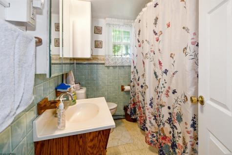 251 Pearl Felton Lane Grafton WV 26354