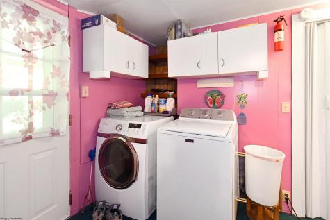 251 Pearl Felton Lane Grafton WV 26354