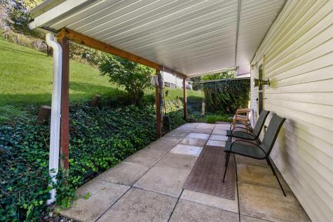 251 Pearl Felton Lane Grafton WV 26354