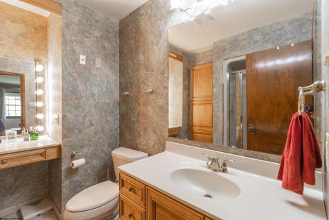 125 Ashford Drive Bridgeport WV 26330