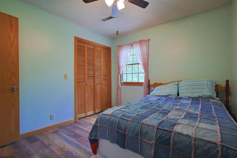 297 White Oak Road Montrose WV 26283