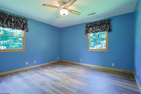 297 White Oak Road Montrose WV 26283
