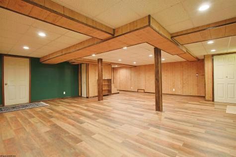 297 White Oak Road Montrose WV 26283