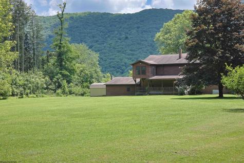 297 White Oak Road Montrose WV 26283