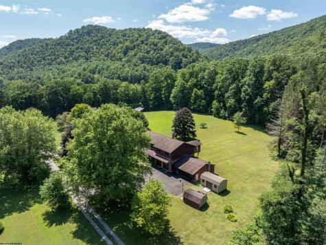 297 White Oak Road Montrose WV 26283