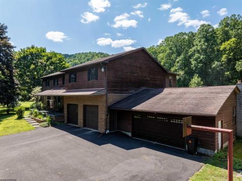297 White Oak Road Montrose WV 26283
