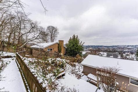 338 Jackson Avenue Morgantown WV 26501