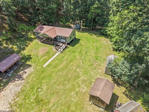589 Warrior Way Dunmore WV 24934
