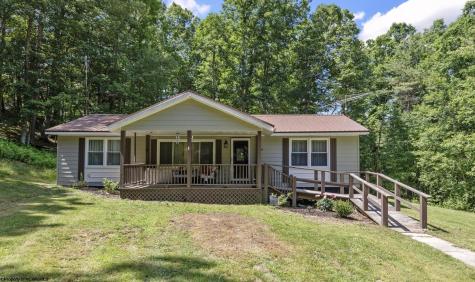 589 Warrior Way Dunmore WV 24934