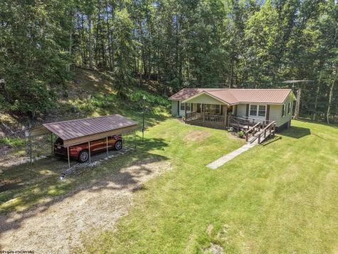 589 Warrior Way Dunmore WV 24934