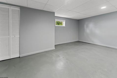 28 West Street Westover WV 26501