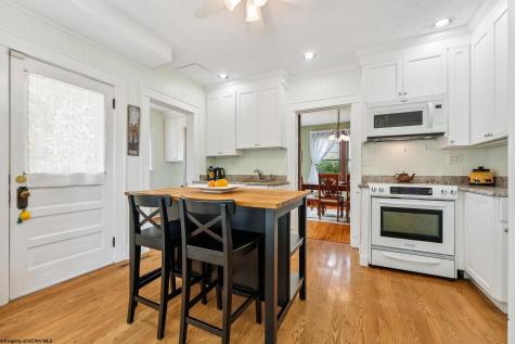 107 Ridgeley Road Morgantown WV 26505