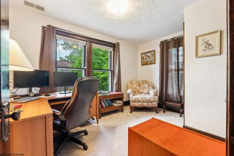 107 Ridgeley Road Morgantown WV 26505