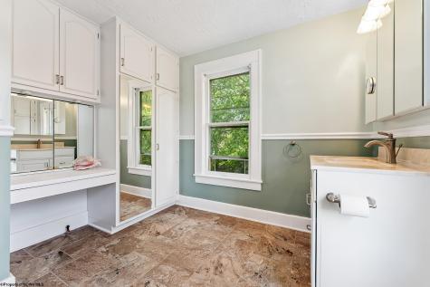 107 Ridgeley Road Morgantown WV 26505