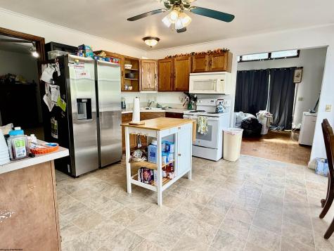 669 W Hill Road Grafton WV 26354