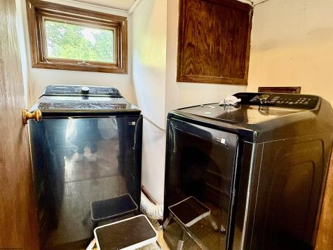 669 W Hill Road Grafton WV 26354