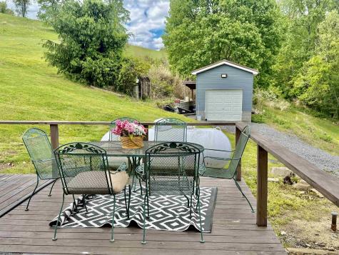 669 W Hill Road Grafton WV 26354
