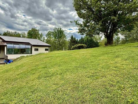 669 W Hill Road Grafton WV 26354