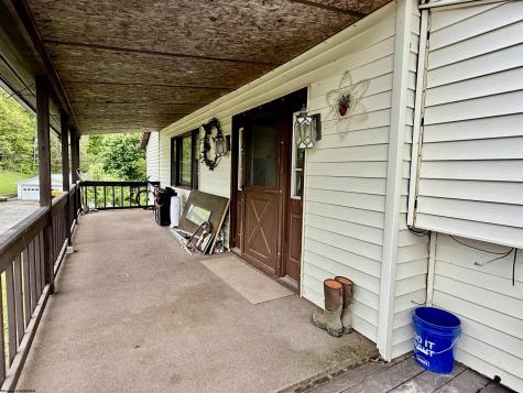 669 W Hill Road Grafton WV 26354