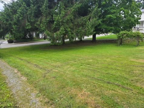 102 Beverly Street Kingwood WV 26537