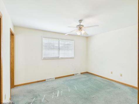 119 Driftwood Road Bridgeport WV 26330-9819