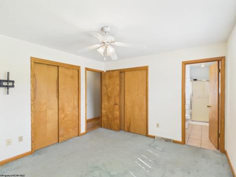 119 Driftwood Road Bridgeport WV 26330-9819