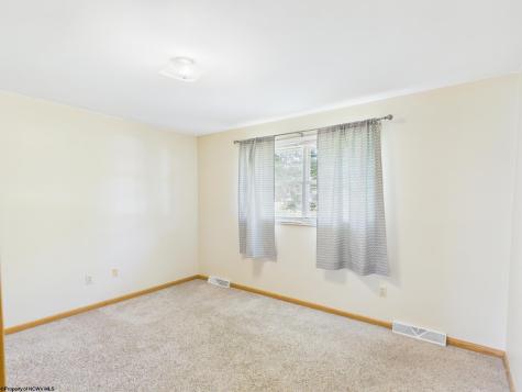 119 Driftwood Road Bridgeport WV 26330-9819