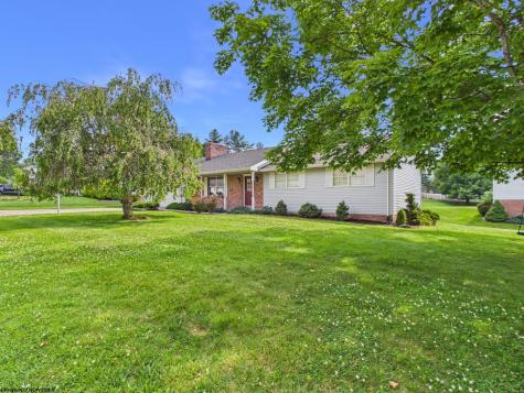 119 Driftwood Road Bridgeport WV 26330-9819