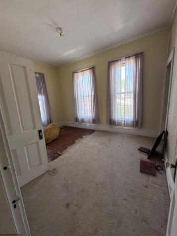 731 Benoni Avenue Fairmont WV 26554