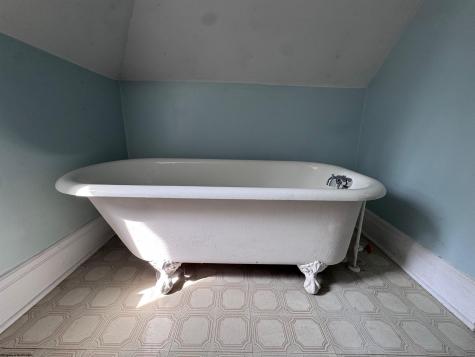 731 Benoni Avenue Fairmont WV 26554
