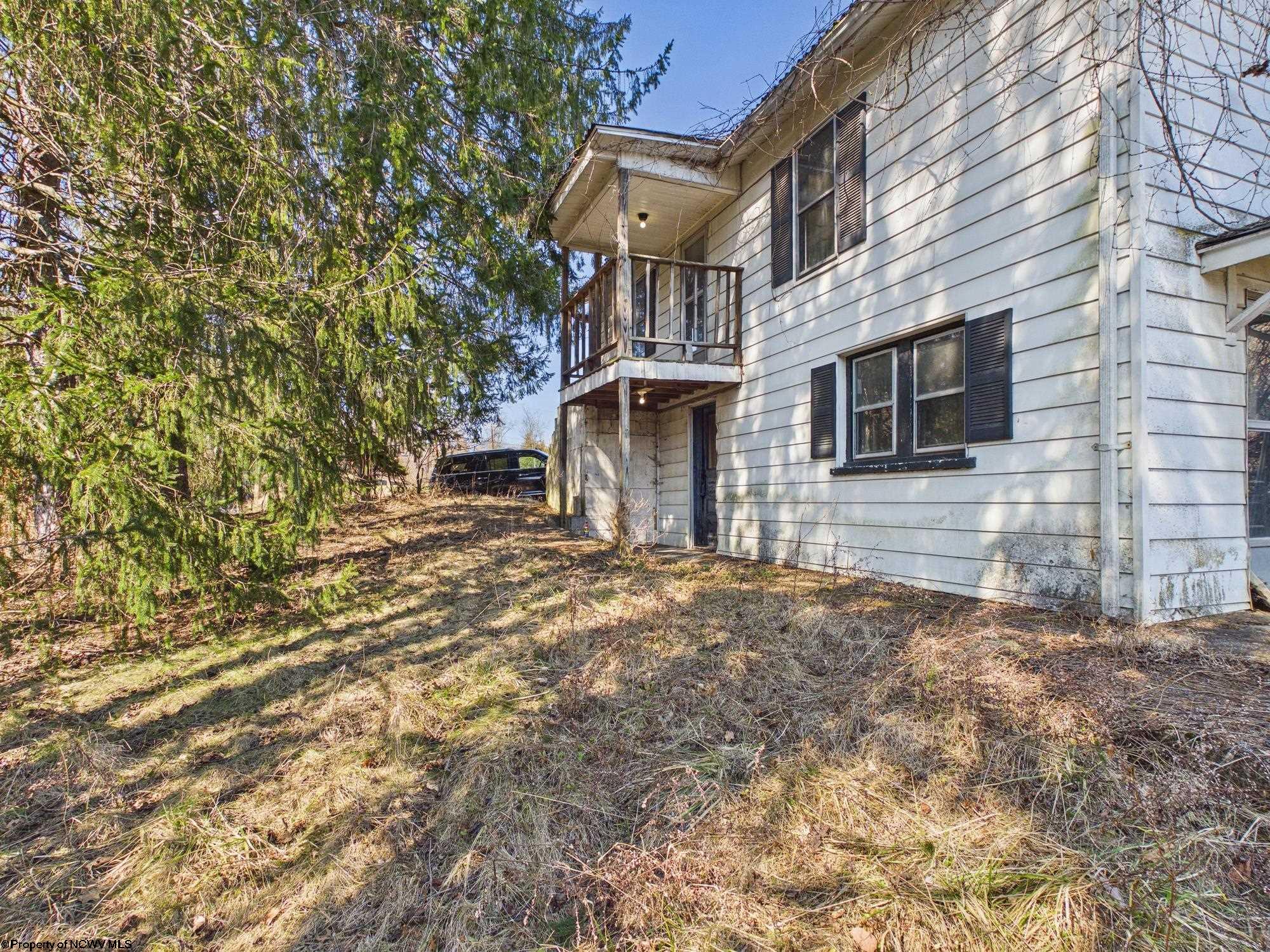 202 Hampton Road Fairmont WV 26554